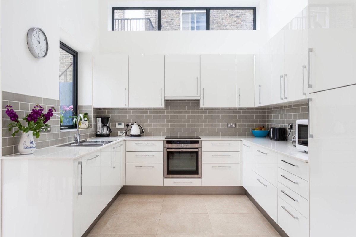 U shape modular kitchen